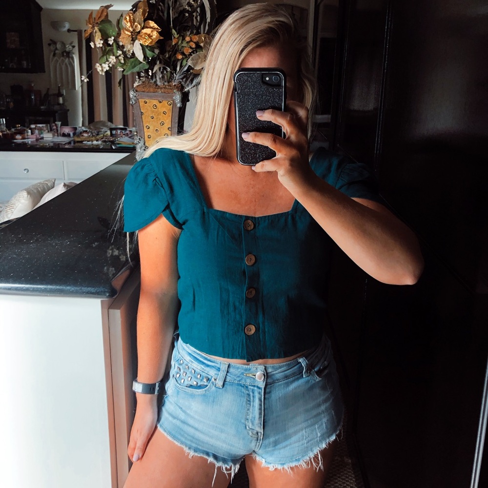 Billabong green puff sleeve button up crop top